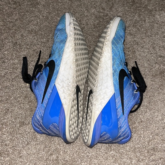 Worn Nike women’s metcon sneakers - Picture 6 of 6